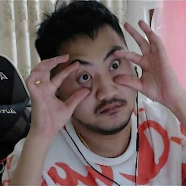 际赛事中屡 际赛事中屡